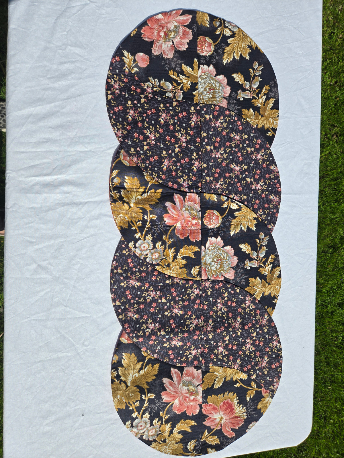 Reversible Twist Table Runner