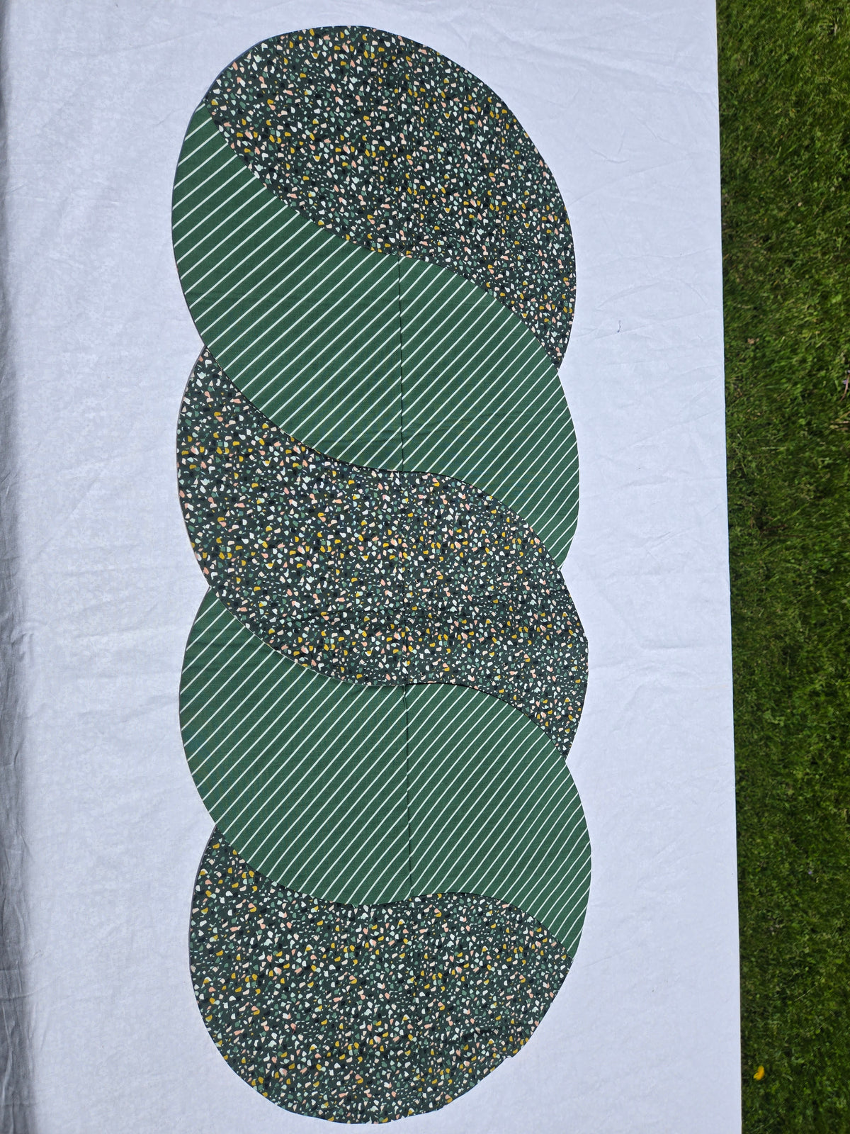 Reversible Twist Table Runner