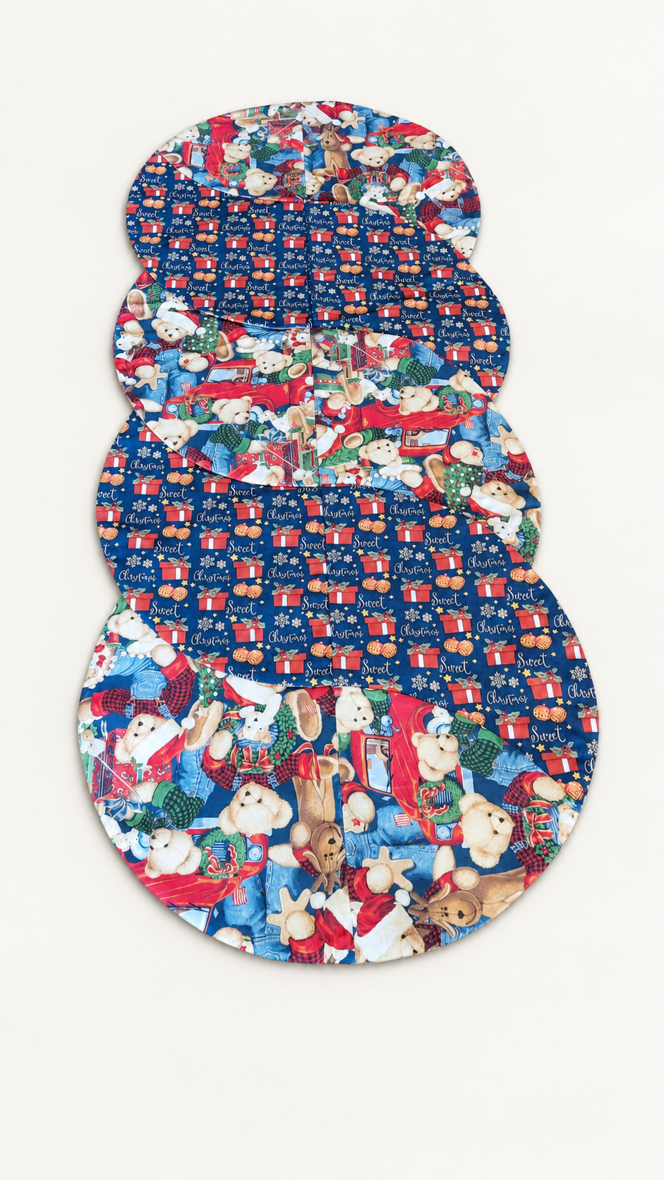 Christmas Teddy Bears/ Fall Harvest–Reversible Twist Table Runner