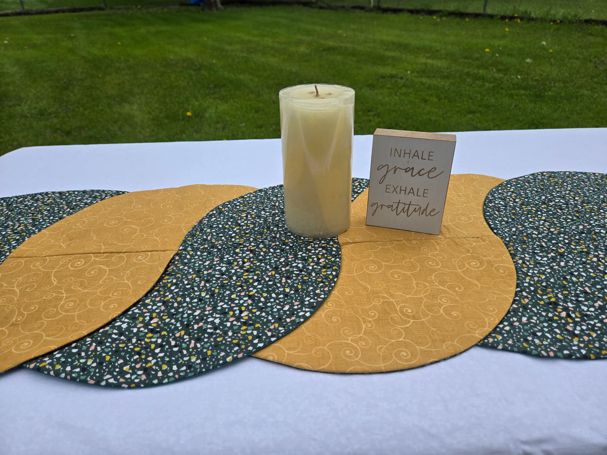 Reversible Twist Table Runner–Long
