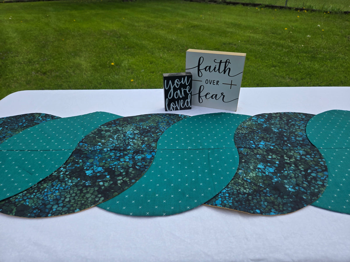 Reversible Twist Table Runner–Long