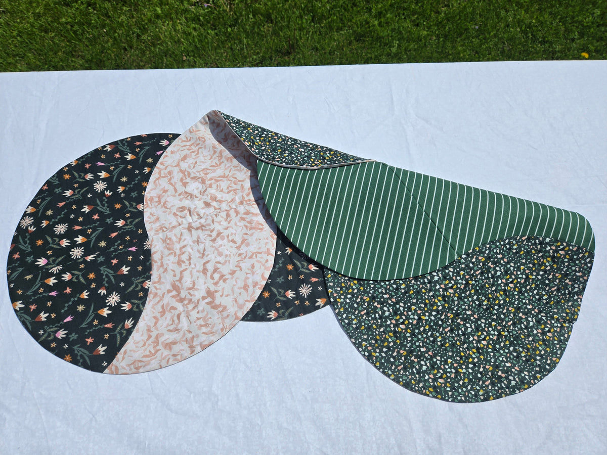 Reversible Twist Table Runner