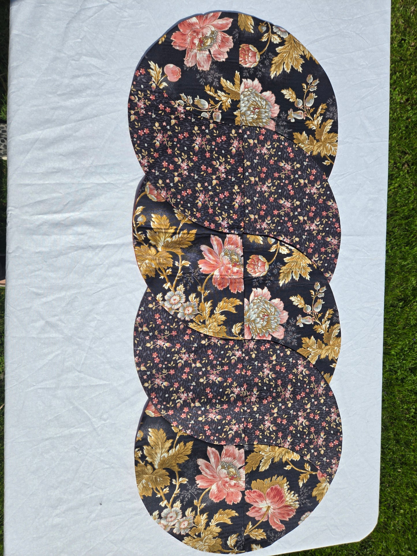 Reversible Twist Table Runner