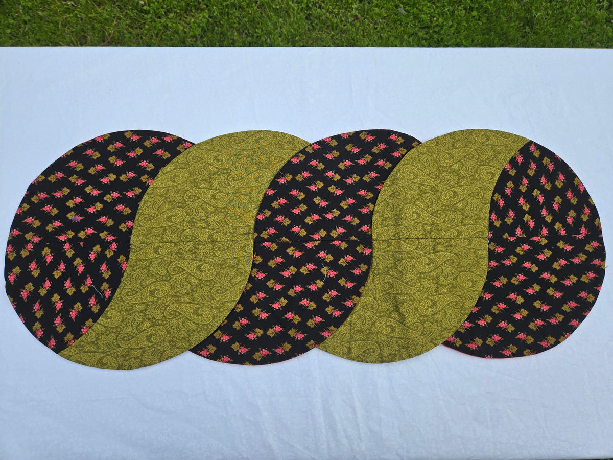 Reversible Twist Table Runner