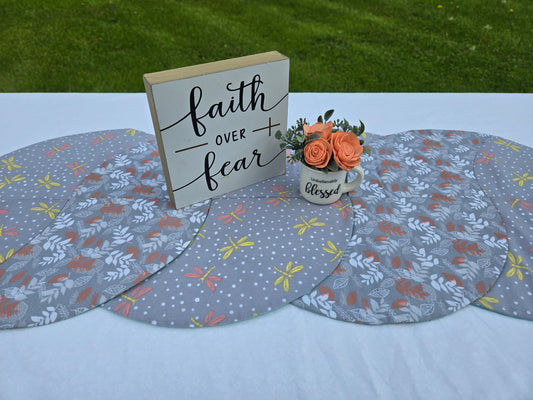 Reversible Twist Table Runner