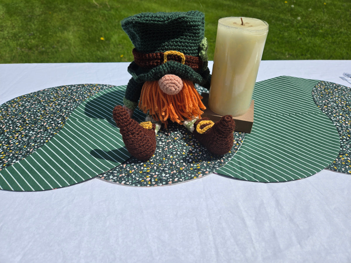 Reversible Twist Table Runner