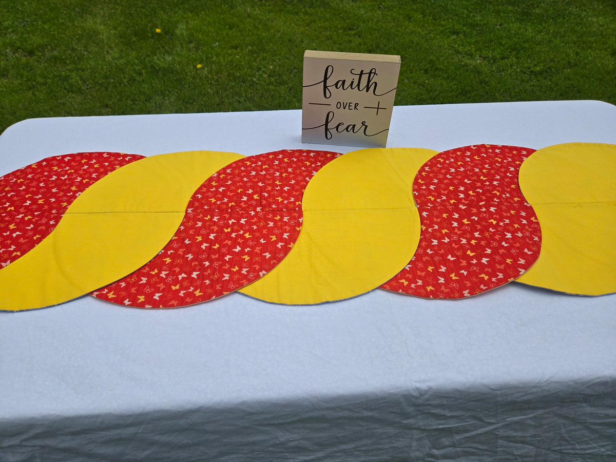 Reversible Twist Table Runner–Long