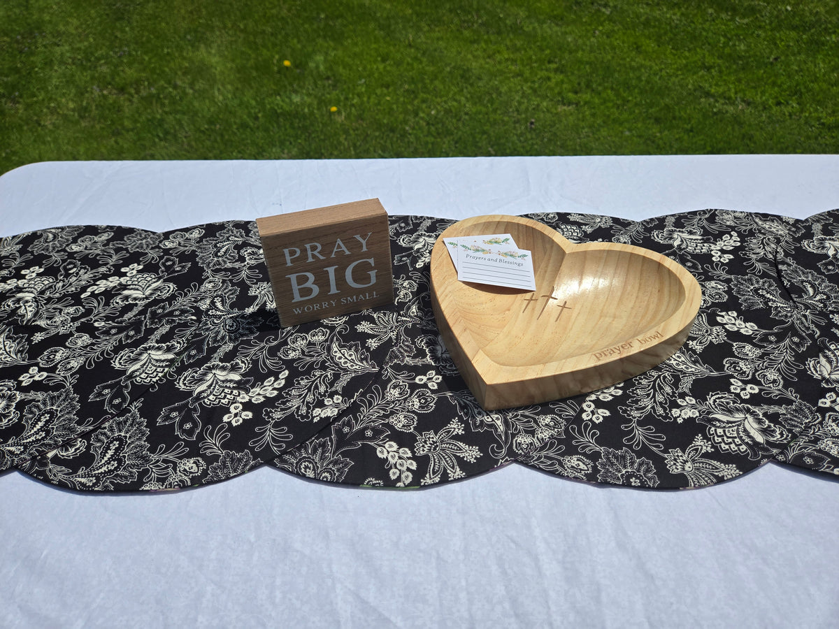 Reversible Twist Table Runner–Long