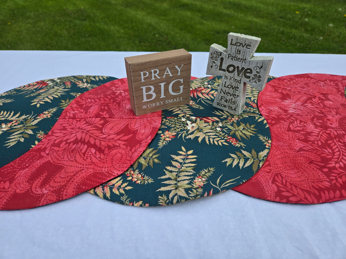 Reversible Twist Table Runner