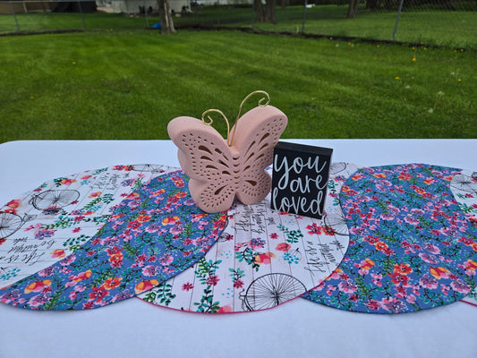 Reversible Twist Table Runner