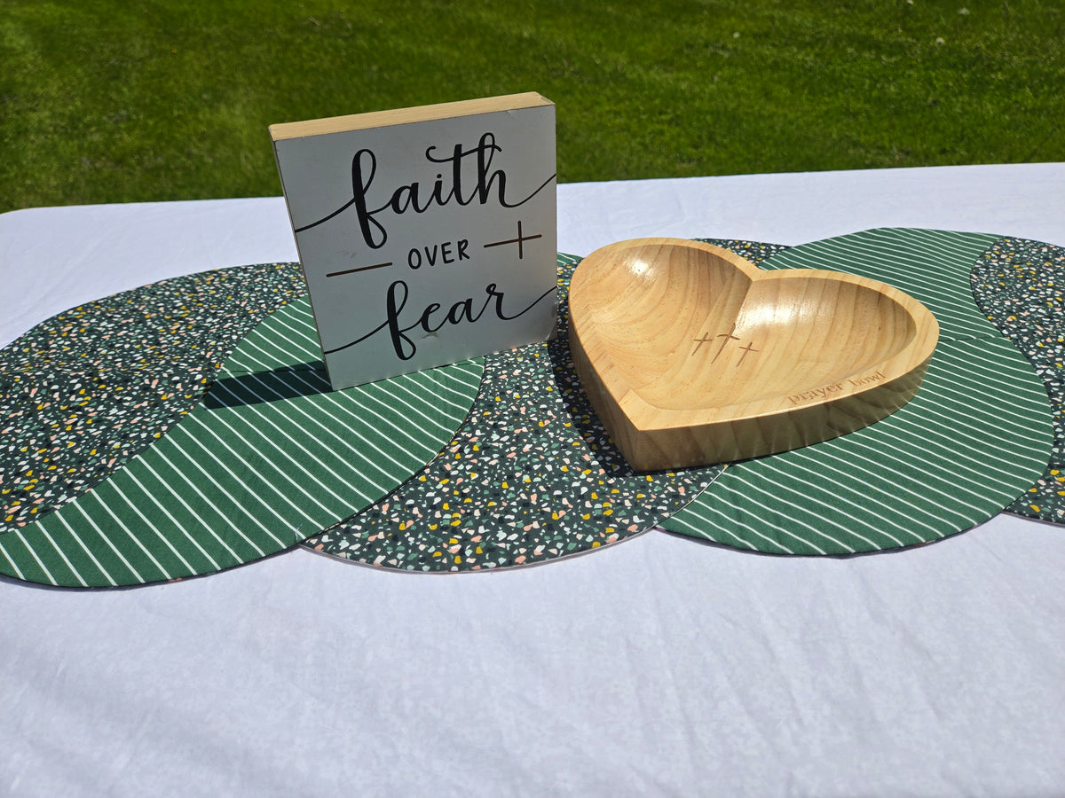 Reversible Twist Table Runner