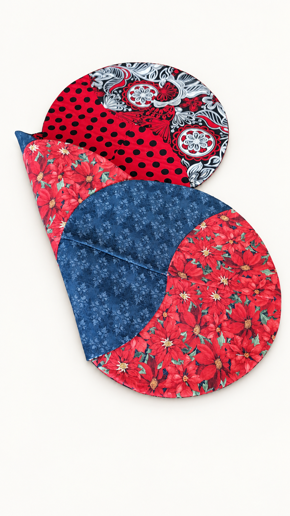 Poinsettia/ Valentine's –Reversible Twist Table Runner
